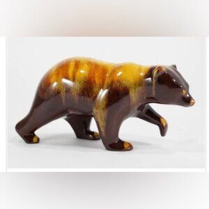 Vintage Blue Mountain Pottery bear in Harvest Gold
